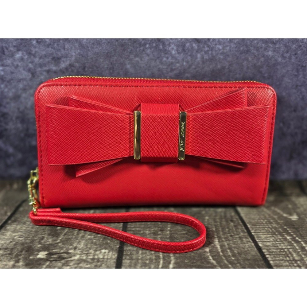 Betsey‎ Johnson Red Saffiano Bow Wristlet Wallet Zip Around Gold Tone Hardware